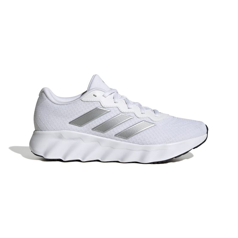 ID5257_1_FOOTWEAR_Photography_Side-Lateral-Center-View_white.jpg