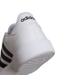 IQ7281_9_FOOTWEAR_Photography_Detail-View-2_white.jpg