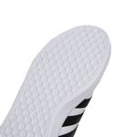 IQ7281_10_FOOTWEAR_Photography_Detail-View-3_white.jpg