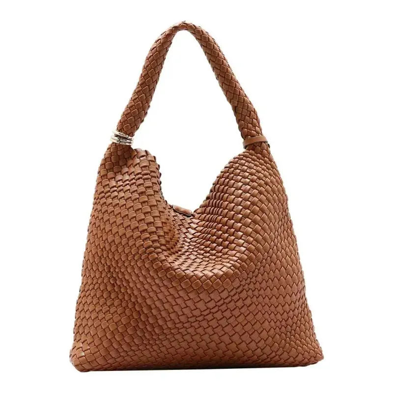 kit_bolsa_feminina_necessaire_chenson_original_tresse_elegance_hobo_3485002_7213_variacao_22157_3_04b7417ca5dcce02c69f75a2d6f69620.webp