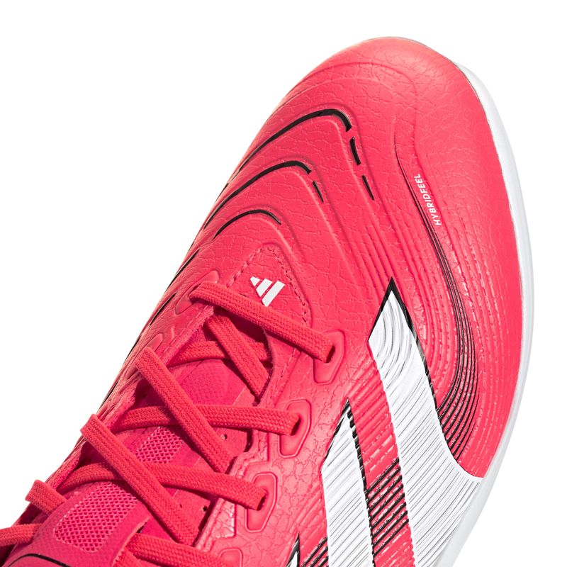 ID3769_7_FOOTWEAR_Photography_Detail-View-1_white.jpg