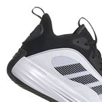 IF4565_8_FOOTWEAR_Photography_Detail View 1_white.jpg