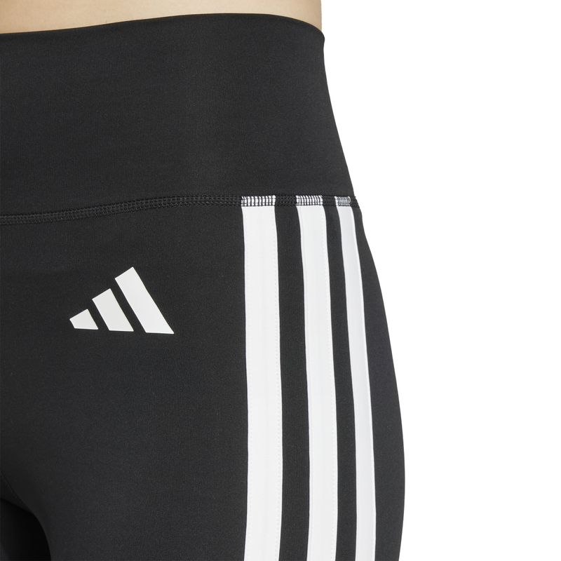 JD6545_6_APPAREL_On-Model_Detail-View-1_white.jpg