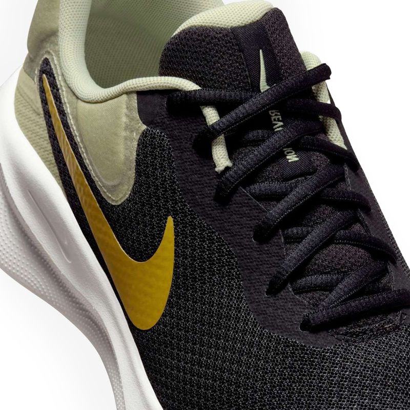 Nike-Tenis-REVOLUTION-7-FB2207-006-PretoOlivaBronze-Sint4.jpg