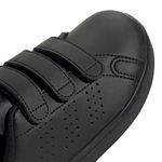 IE9018_8_FOOTWEAR_Photography_Detail-View-1_white.jpg