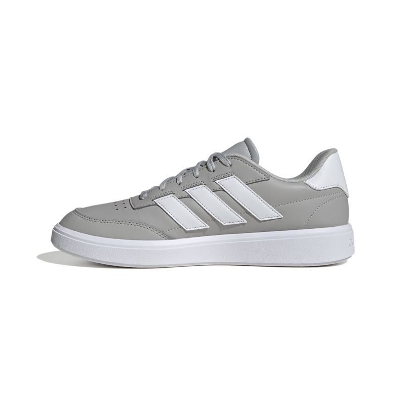 IG6868_5_FOOTWEAR_Photography_Side-Medial-Center-View_white.jpg