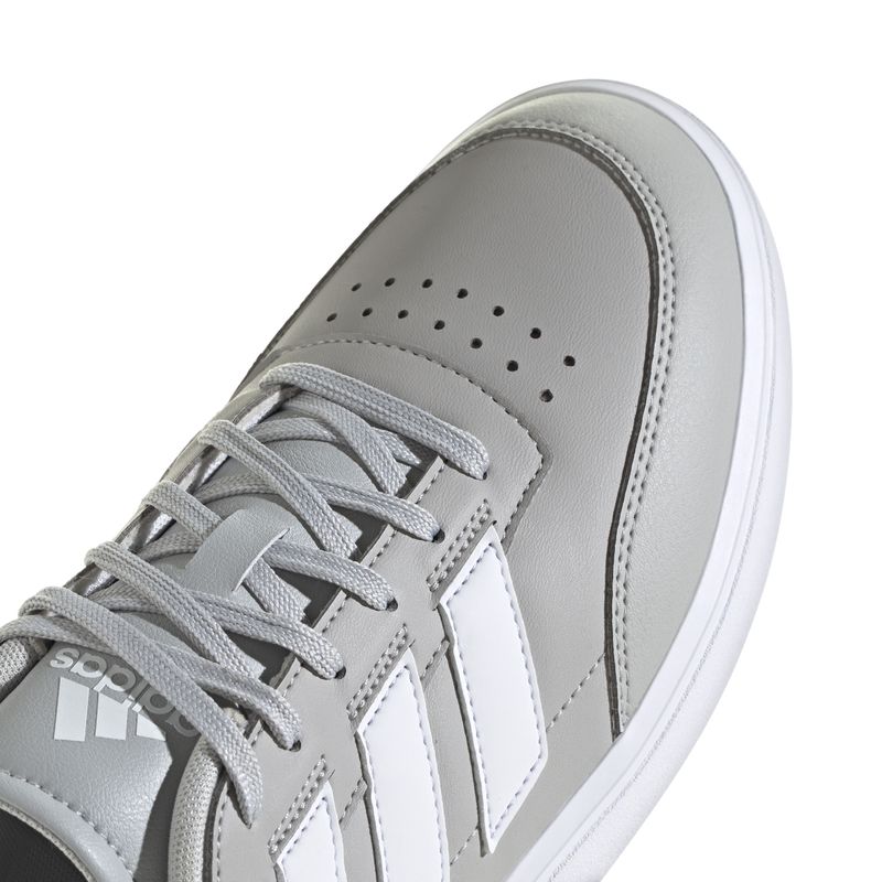 IG6868_9_FOOTWEAR_Photography_Detail-View-2_white.jpg