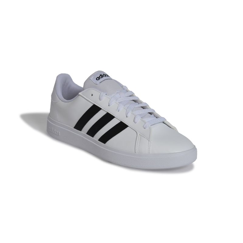 IQ5679_6_FOOTWEAR_Photography_Front-Lateral-Top-View_white.jpg