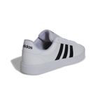 IQ5679_7_FOOTWEAR_Photography_Back-Lateral-Top-View_white.jpg