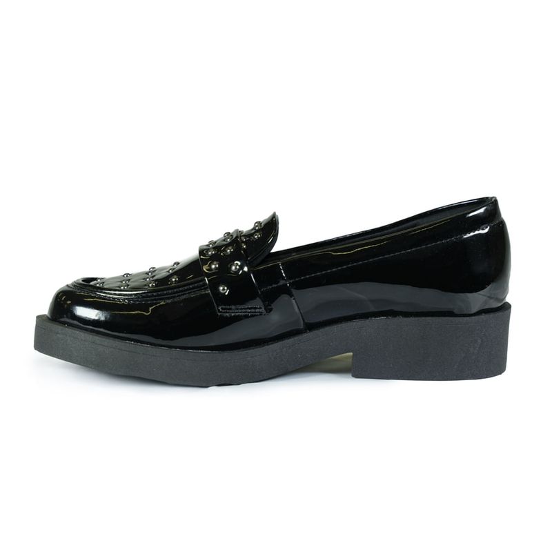 Sapato-Feminino-Mocassim-Spike-Verniz-Quiz-Preto