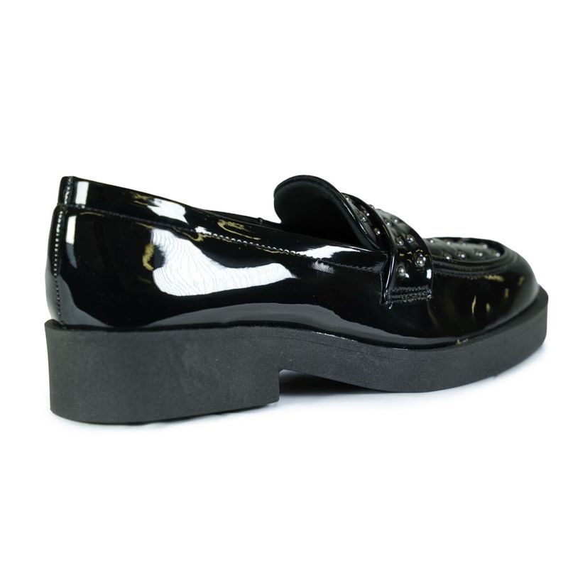 Sapato-Feminino-Mocassim-Spike-Verniz-Quiz-Preto