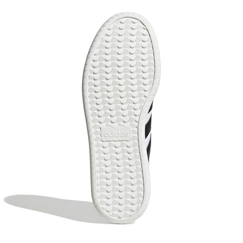 JI2306_4_FOOTWEAR_Photography_Bottom-View_white