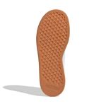 JI4191_4_FOOTWEAR_Photography_Bottom-View_white
