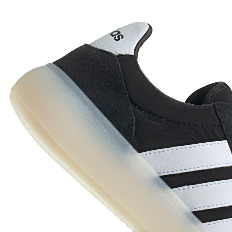 JI2316_7_FOOTWEAR_Photography_Detail-View-1_white