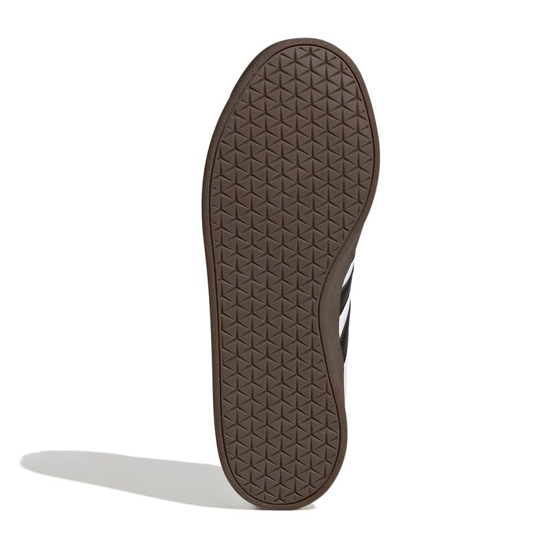 ID3714_4_FOOTWEAR_Photography_Bottom View_white