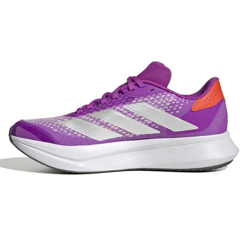 IH8222_5_FOOTWEAR_Photography_Side-Medial-Center-View_white