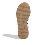 JI4919_4_FOOTWEAR_Photography_Bottom-View_white