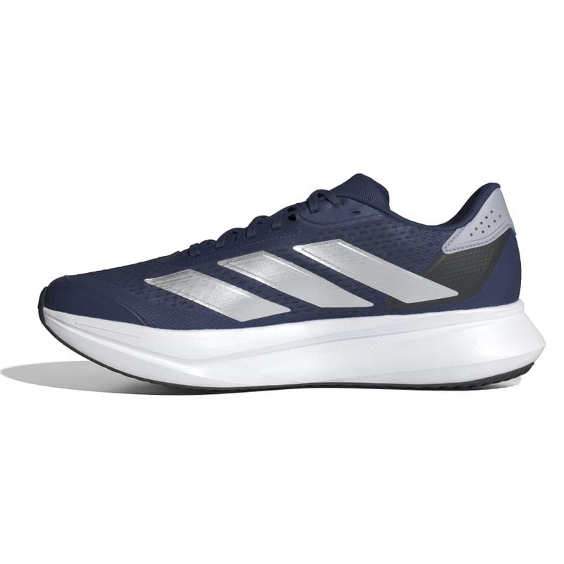 IH8221_5_FOOTWEAR_Photography_Side-Medial-Center-View_white