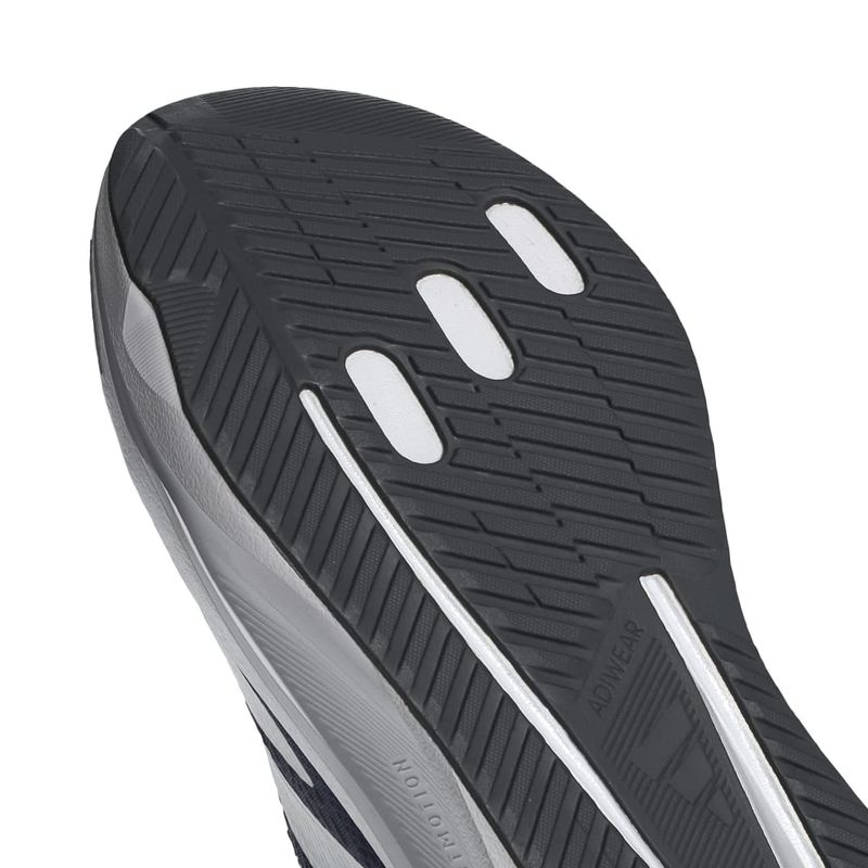 IH8221_9_FOOTWEAR_Photography_Detail-View-2_white