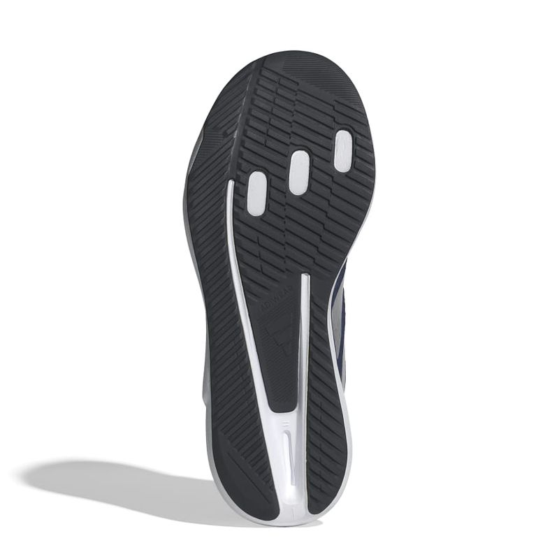 IH8221_4_FOOTWEAR_Photography_Bottom-View_white