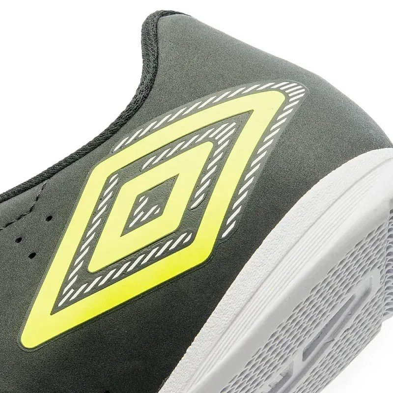Umbro Chuteira NEO STRIKER U07FB00133-162 PretoLimaoBranco Sint -1-