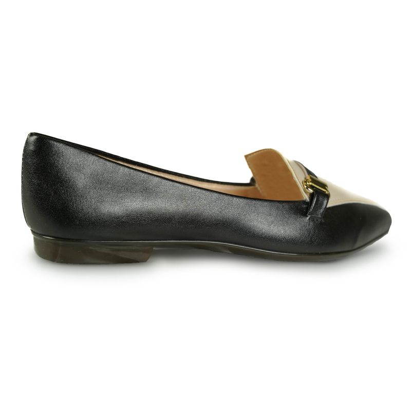 Sapato-Feminino-Mocassim-Bicolor-Bico-Fino-Fivela-Light-Gel-Preto-Branco