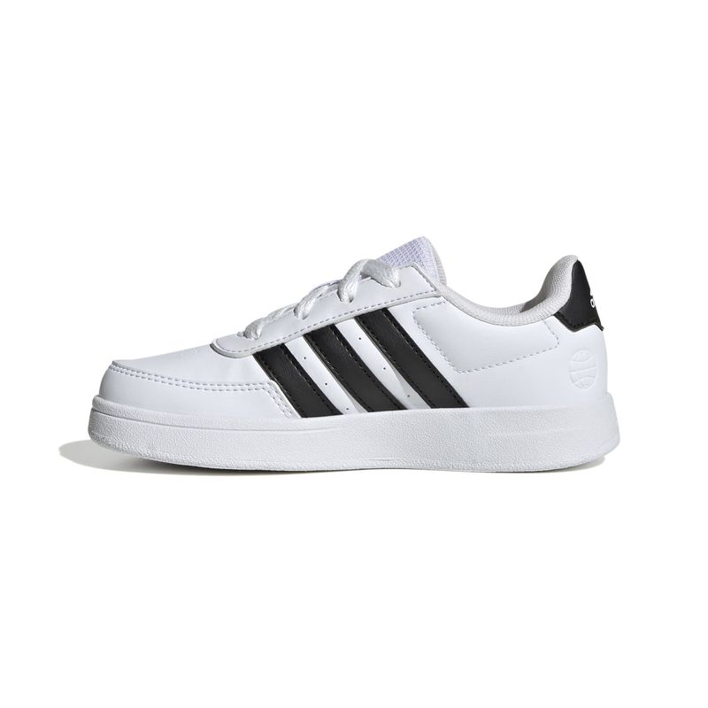 HP8956_5_FOOTWEAR_Photography_Side Medial Center View_white