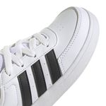 HP8956_8_FOOTWEAR_Photography_Detail View 1_white