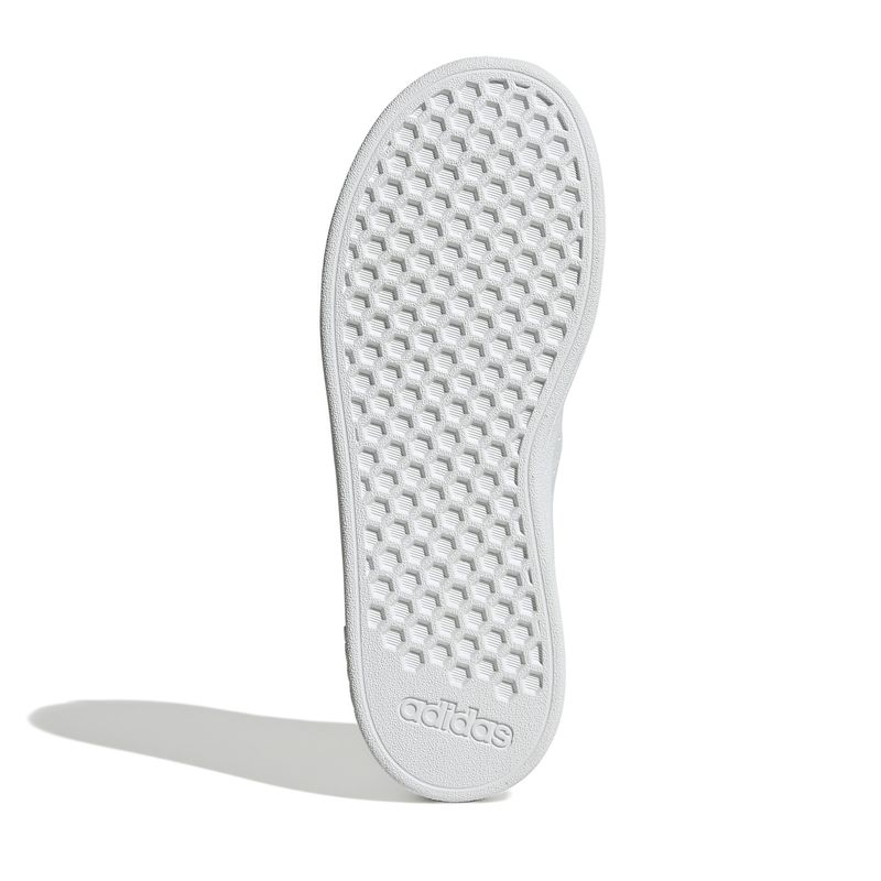 IE8688_4_FOOTWEAR_Photography_Bottom View_white