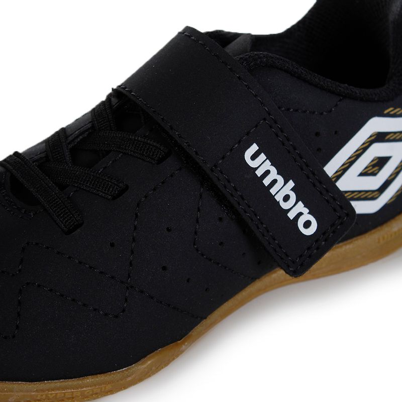 Umbro Tenis NEO STRIKER 24-U07FB00133-129 PretoBrancoDourado Sint -7-