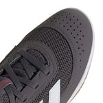 ID3803_7_FOOTWEAR_Photography_Detail View 1_white