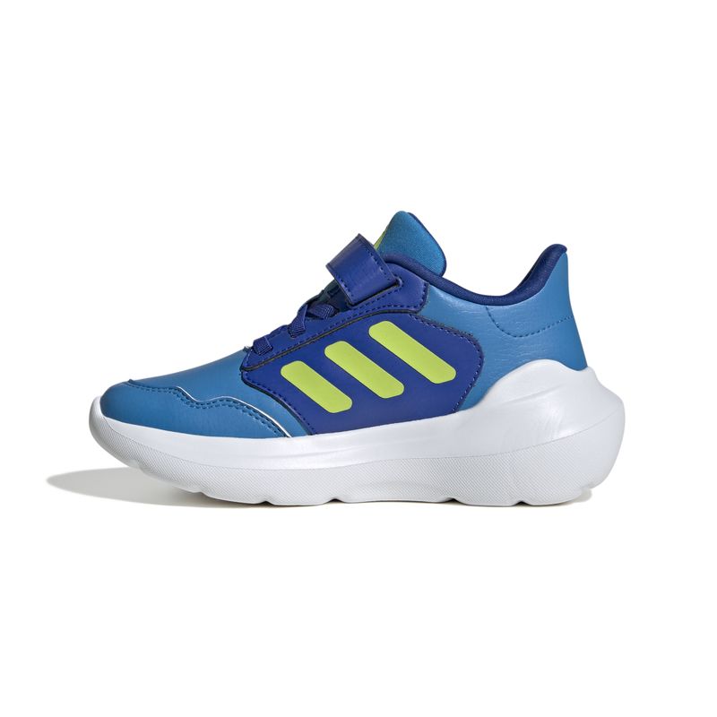 JH8604_5_FOOTWEAR_Photography_Side Medial Center View_white