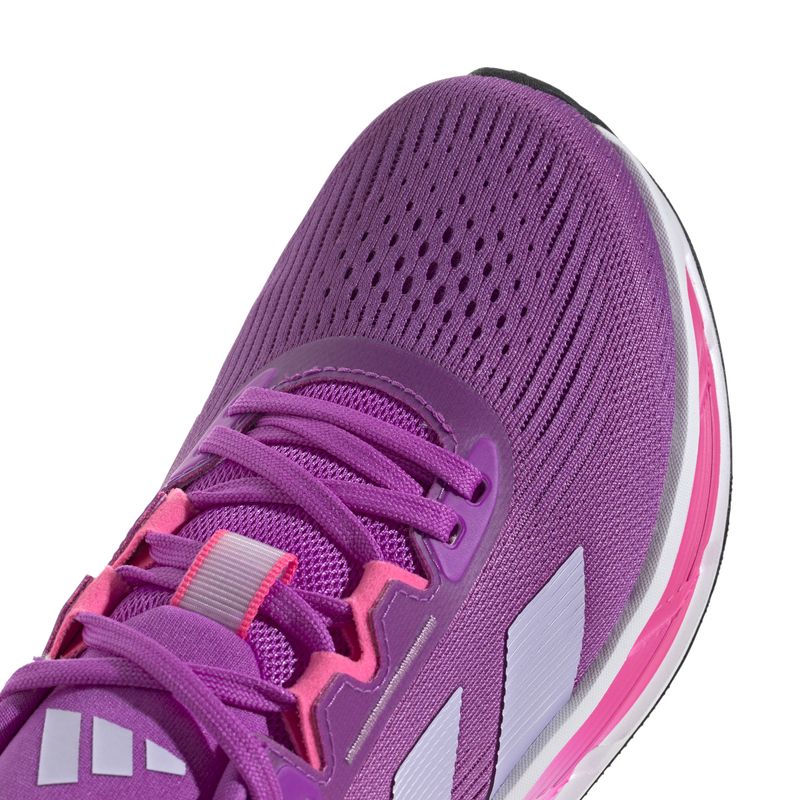 ID8743_9_FOOTWEAR_Photography_Detail-View-2_white
