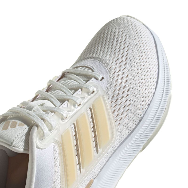 IE0725_8_FOOTWEAR_Photography_Detail-View-1_white