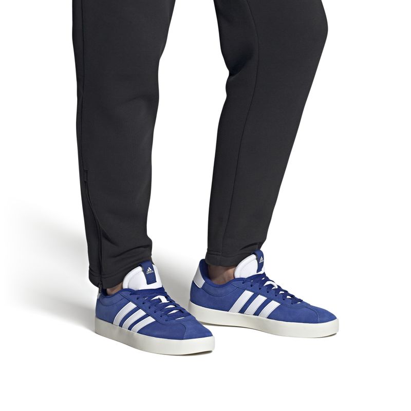 IF4458_10_FOOTWEAR_On-Model_Front-View_white