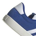 IF4458_9_FOOTWEAR_Photography_Detail-View-2_white