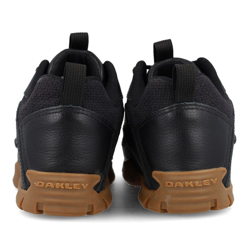 OAKLEY TENIS MOD FLAK II FOF100241-050 Preto-Marrom COURO_8_999999992622158_