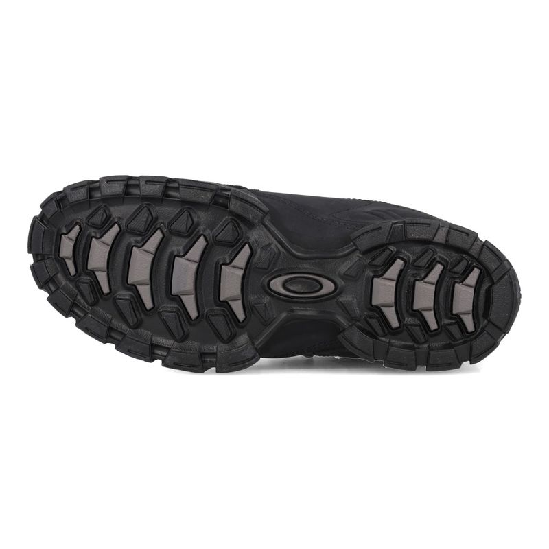 OAKLEY TENIS STRATUS SKULL FOF100624-001 Preto COURO_7__