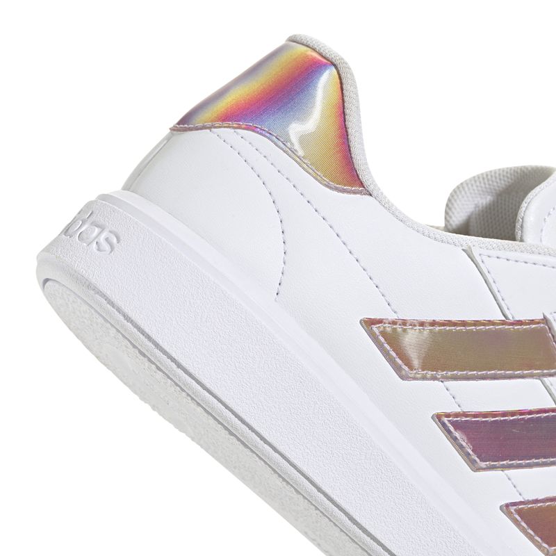 IG6884_8_FOOTWEAR_Photography_Detail View 1_white