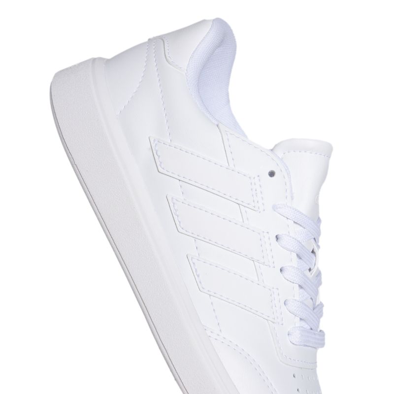 JJ7370_9_FOOTWEAR_Photography_Detail View 2_white