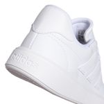 JJ7370_10_FOOTWEAR_Photography_Detail View 3_white