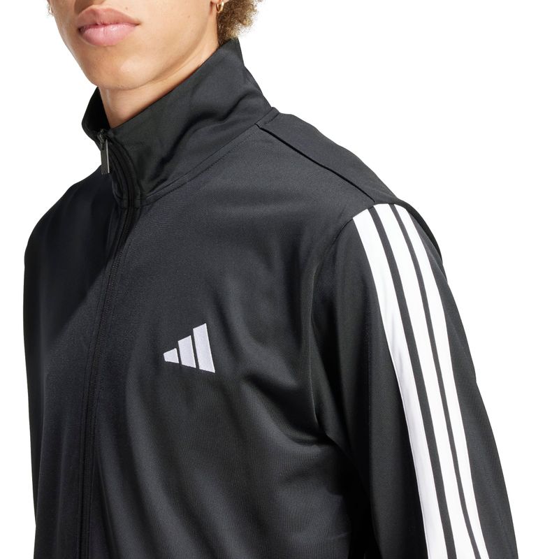 JI8858_7_APPAREL_On Model_Detail View 1_white