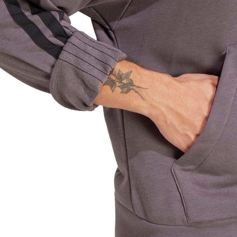 JE6365_7_APPAREL_On Model_Detail View 2_white