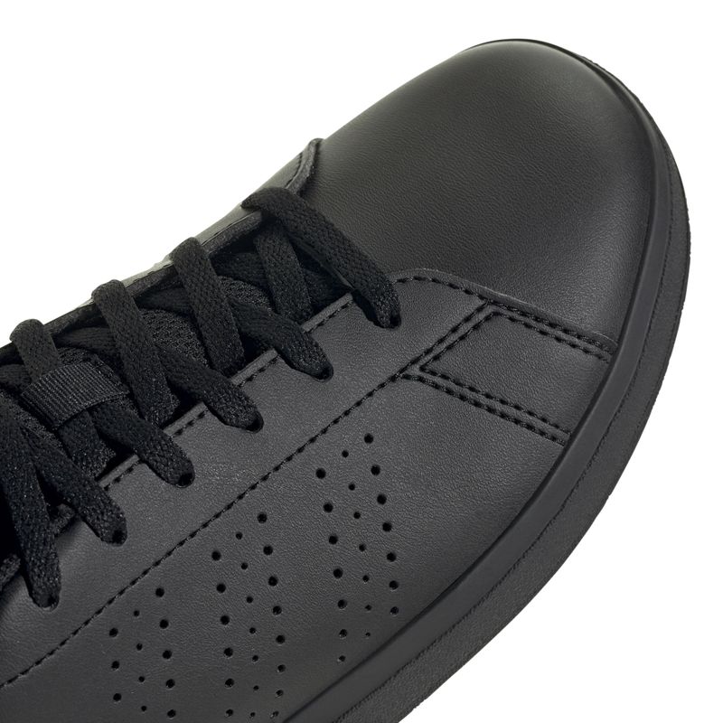 ID3888_8_FOOTWEAR_Photography_Detail View 1_white