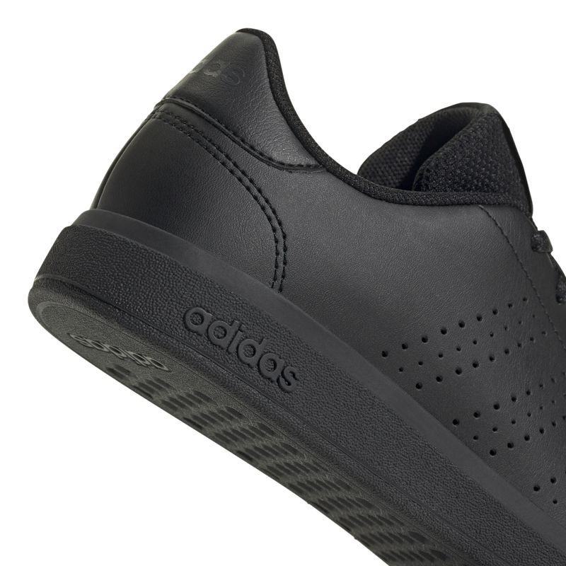 ID3888_9_FOOTWEAR_Photography_Detail View 2_white