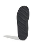 ID3888_4_FOOTWEAR_Photography_Bottom View_white
