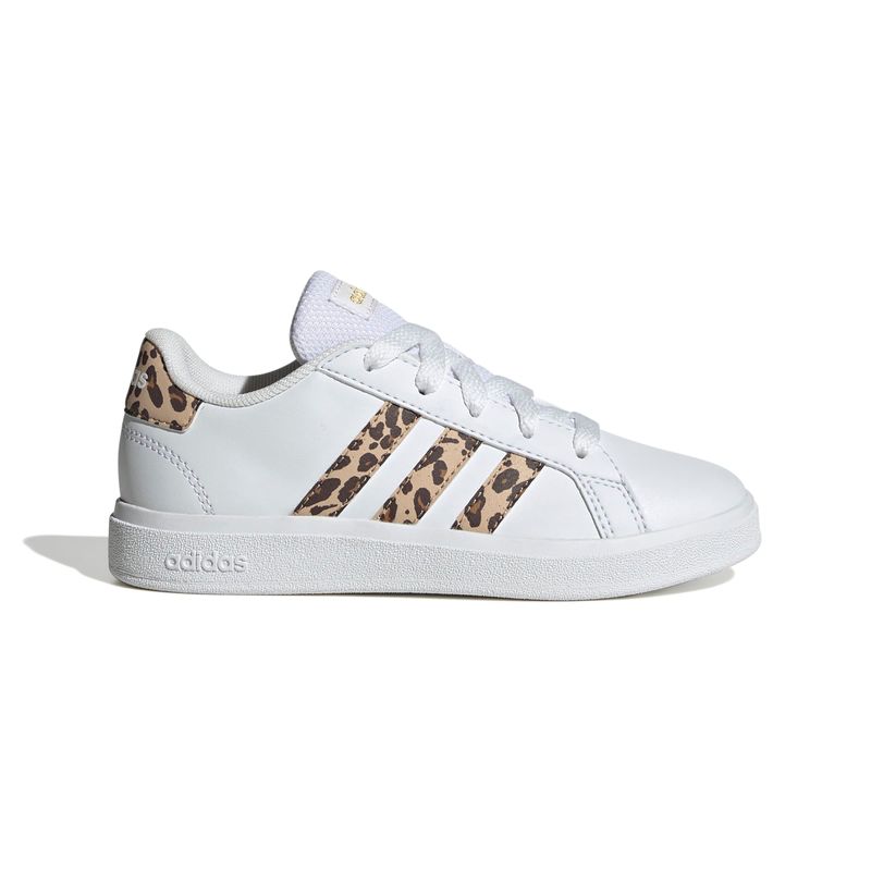 IG1187_1_FOOTWEAR_Photography_Side-Lateral-Center-View_white