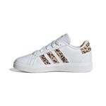 IG1187_5_FOOTWEAR_Photography_Side-Medial-Center-View_white