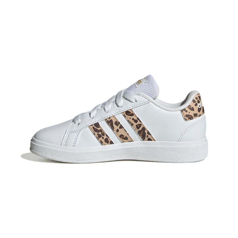 IG1187_5_FOOTWEAR_Photography_Side-Medial-Center-View_white