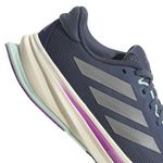 JR7688_9_FOOTWEAR_Photography_Detail-View-2_white